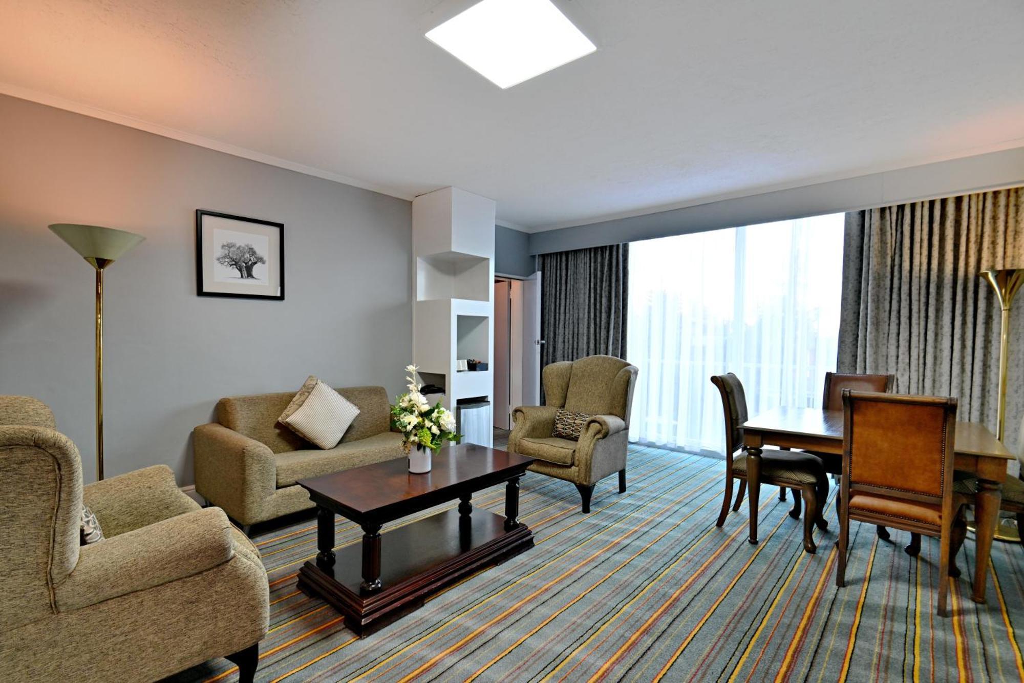Holiday Inn - Bulawayo By Ihg Eksteriør bilde