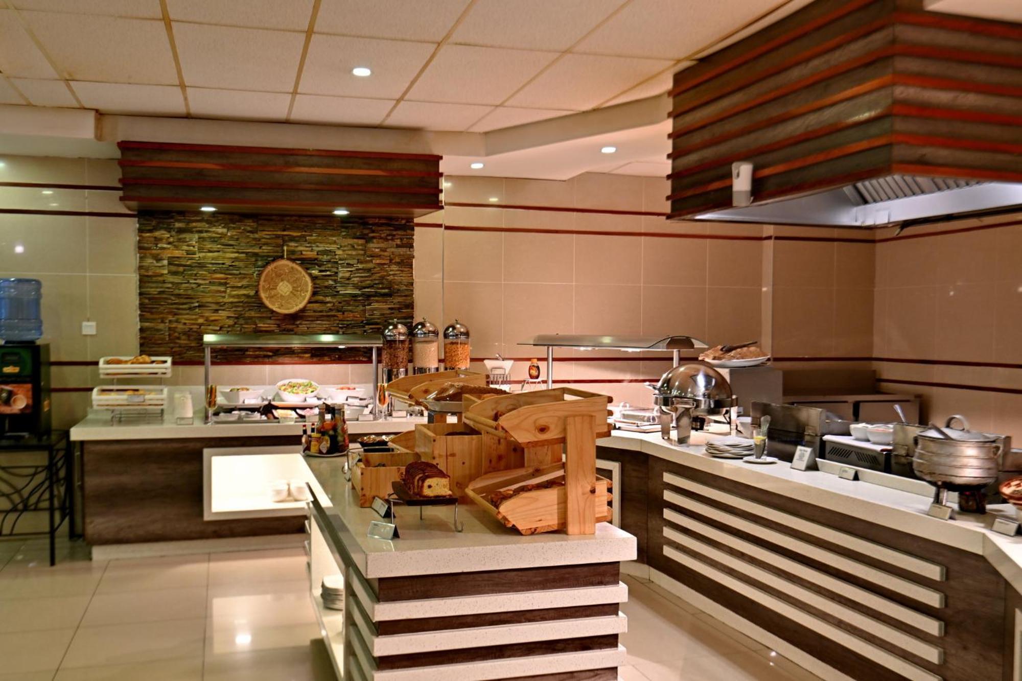 Holiday Inn - Bulawayo By Ihg Eksteriør bilde